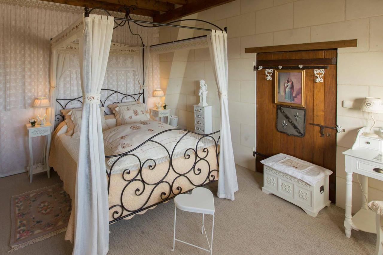 Les Charmes Bed & Breakfast Valencay Bagian luar foto